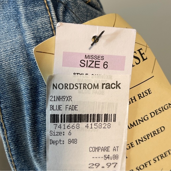 Supplies by Union Bay High Rise Jeans Blue Fade - Picture 10 of 10